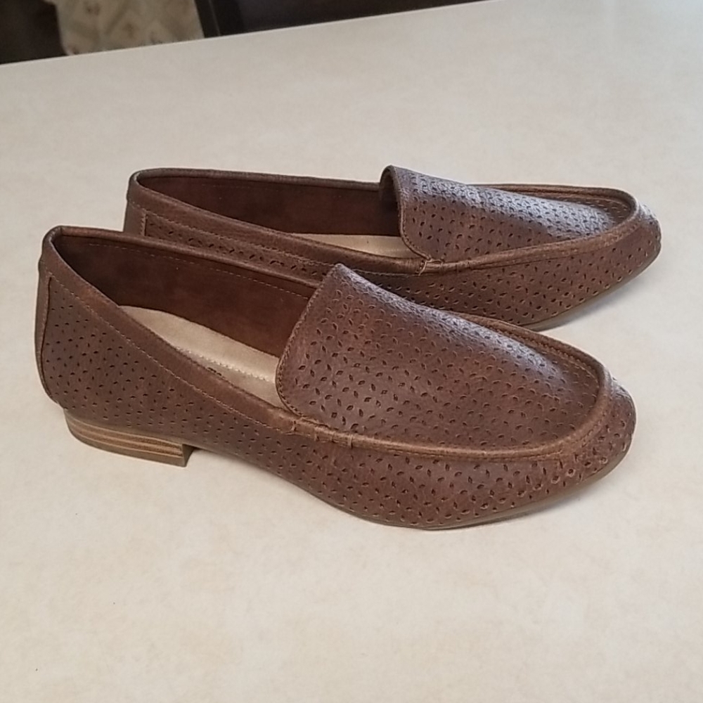 MIA Amore Monaa Women's Loafers Size 9 Brown Perforated Comfort Flats NEW - Picture 3 of 10